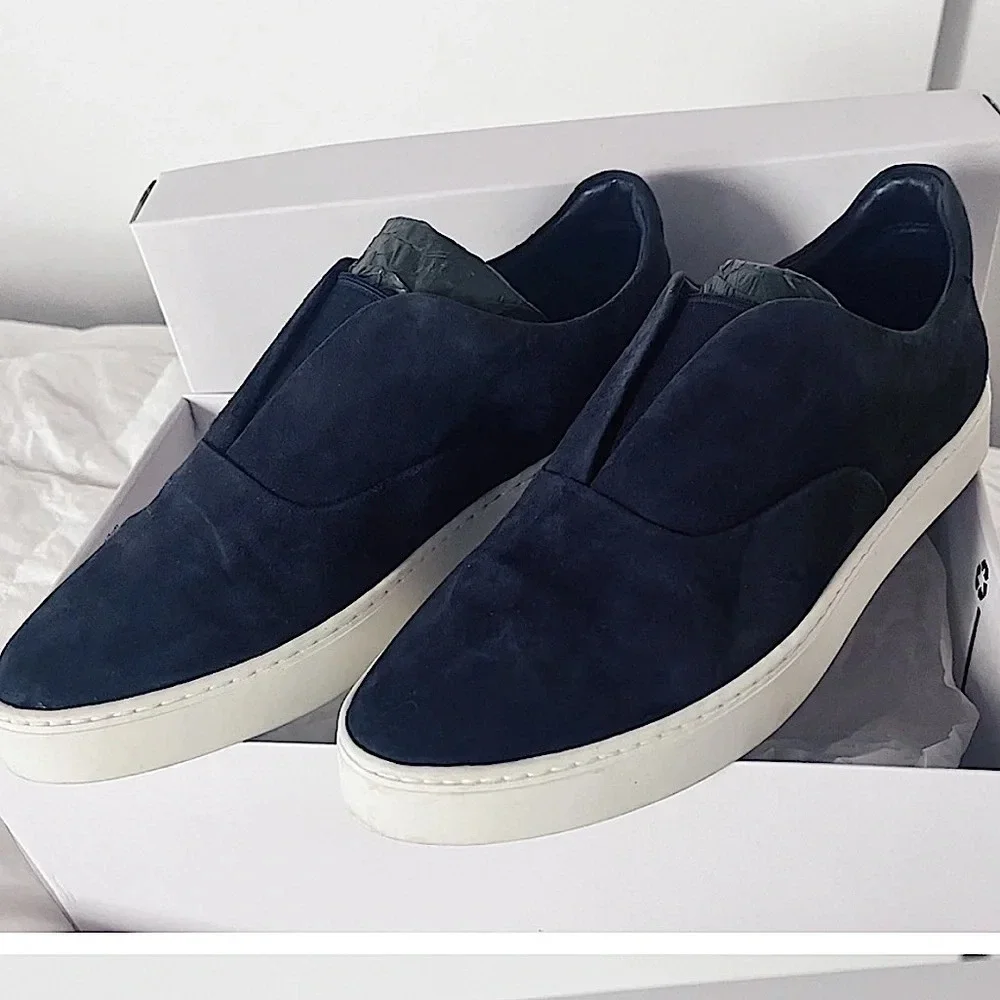 Vince black suede